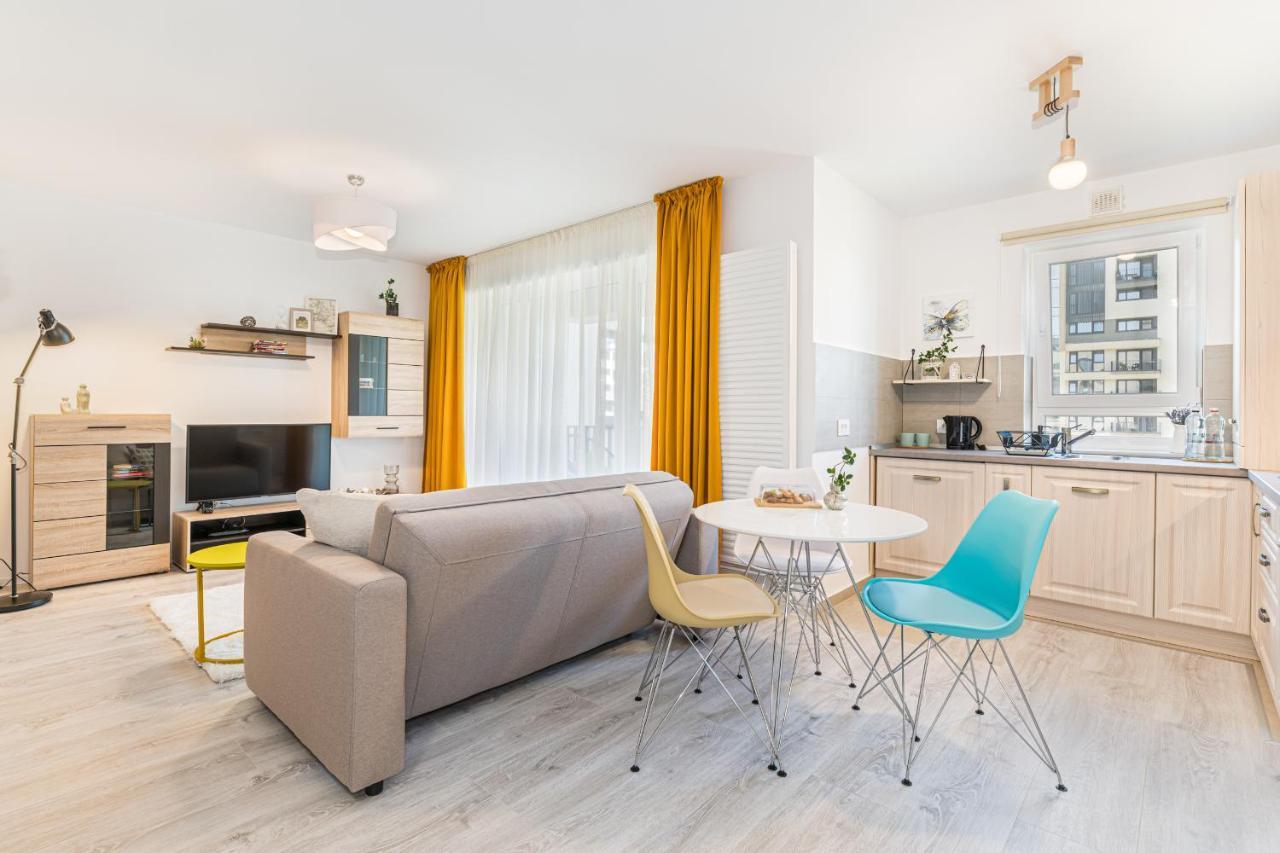 Rentforcomfort Apartment Ella 2 Brassó Kültér fotó
