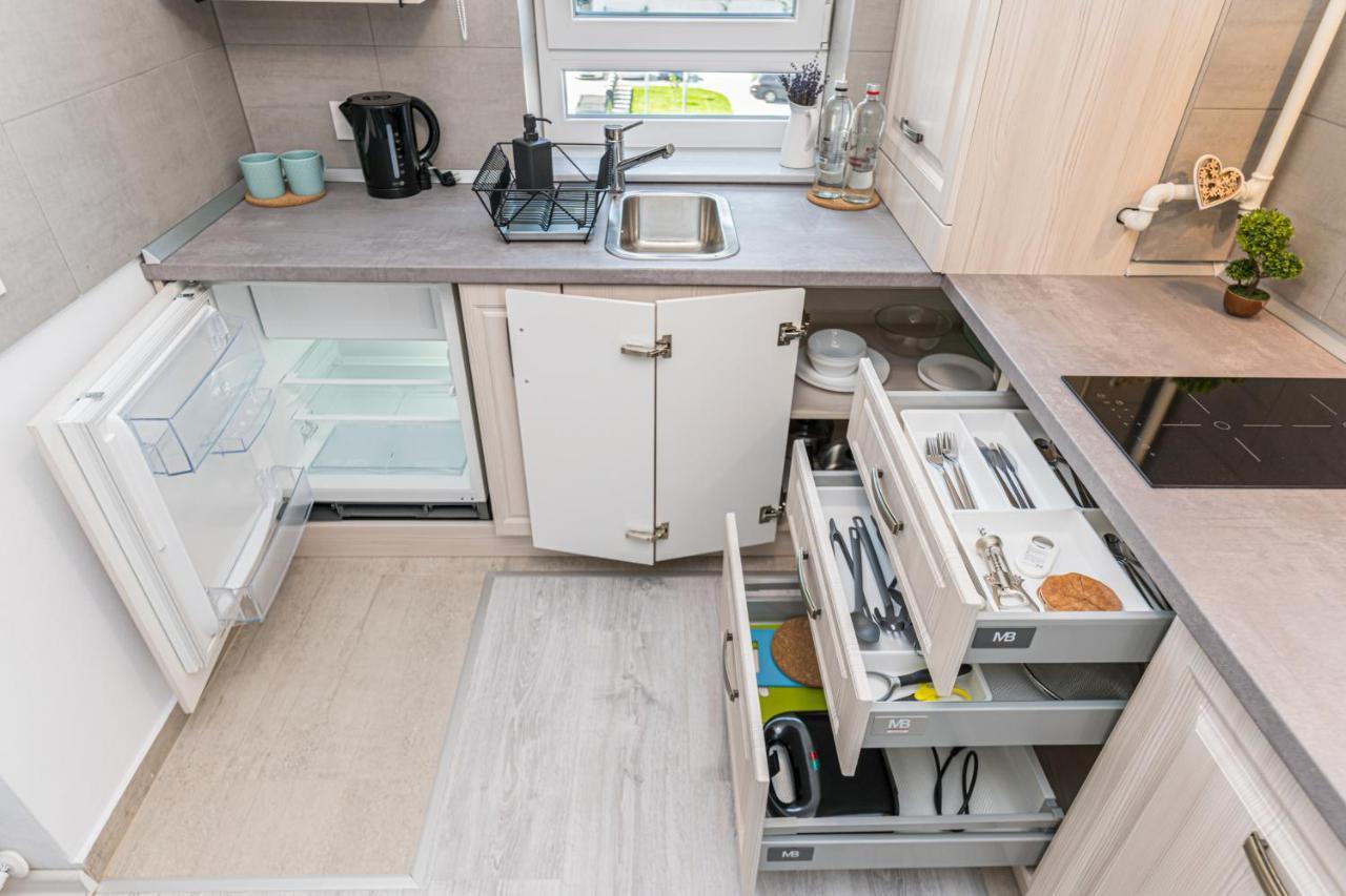 Rentforcomfort Apartment Ella 2 Brassó Kültér fotó